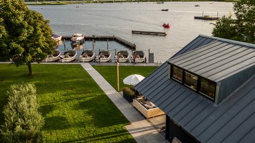 Jachthaven Fissertje Kaag haven.jpg